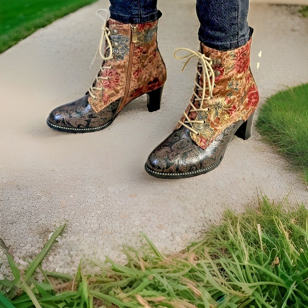 L'Artiste by Spring Step Size EU 40 Baroque Velvet Floral Leather Heeled Boots